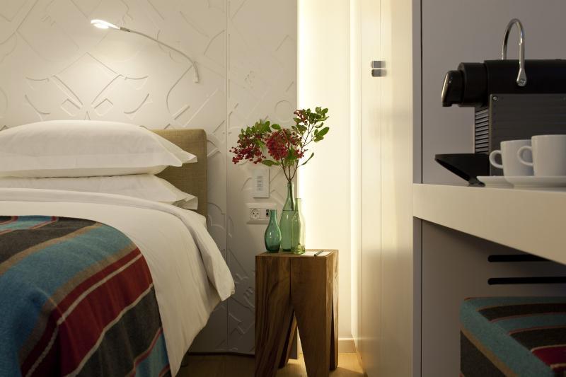 Mendeli Street Hotel By Prima Hotels - 18 Years Plus Tel Aviv Exterior foto